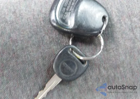 2002 Chevrolet S-10 Ls z USA, uszkodzony, nr VIN 1GCDT19W428230487